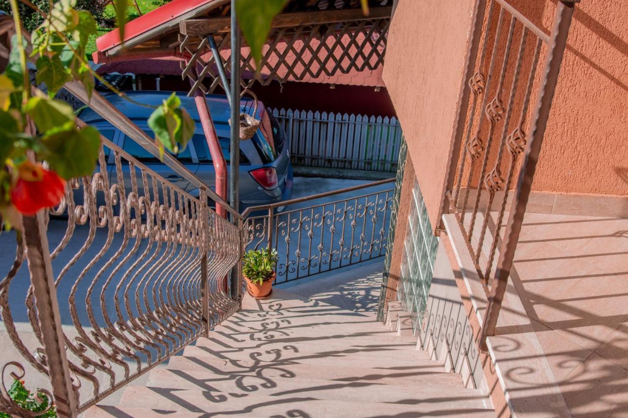 Apartamento Casa Diana-Maria Curtea de Argeş Exterior foto