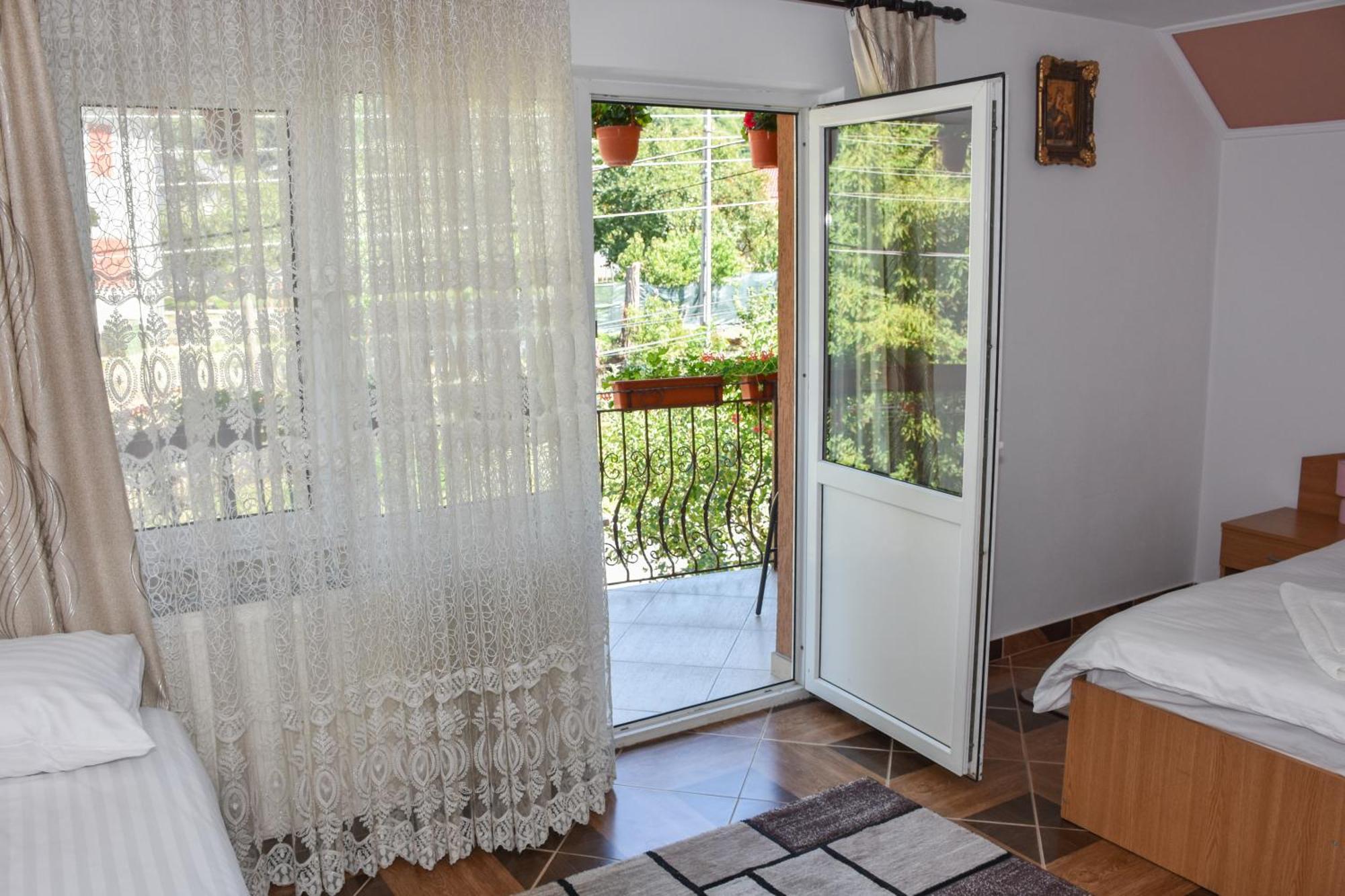 Apartamento Casa Diana-Maria Curtea de Argeş Exterior foto